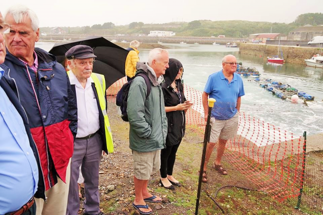 06 - Onlookers. — with Clive Polkinghorne, Robert Mims and Robb Lello